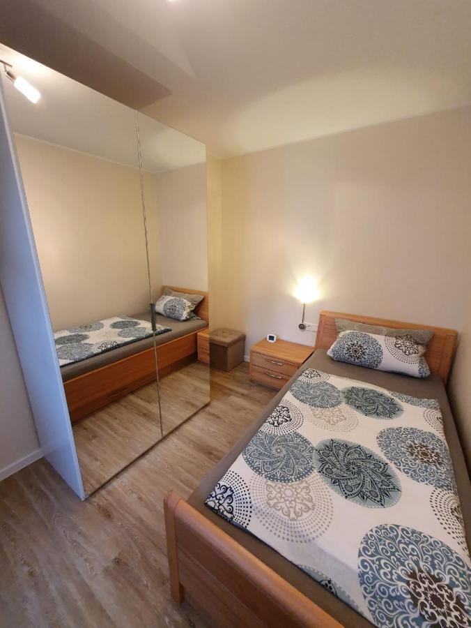Haus Monika Apartment Целтинген-Рахтиг Екстериор снимка